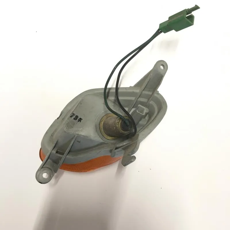 Clignotant avant droit YAMAHA XC 125 1995-1998 CYGNUS T