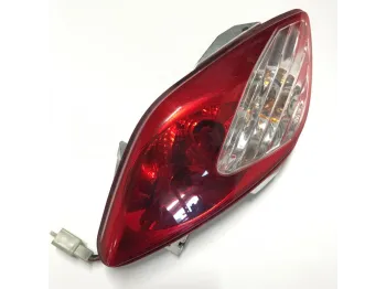 Feu arriere gauche YAMAHA VP 125 2008-2012 XCITY