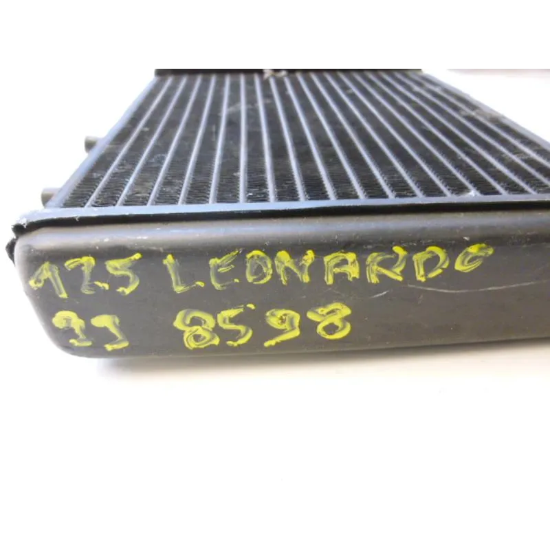 Radiateur eau APRILIA LEONARDO 125 1999-2002