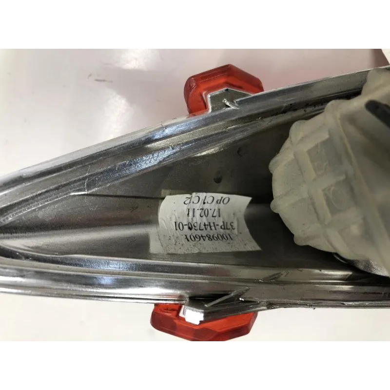 Feu arriere droit YAMAHA YPR 125 2010-2013 XMAX