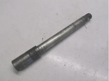Axe de roue avant SUZUKI GSR 600 2006-2010