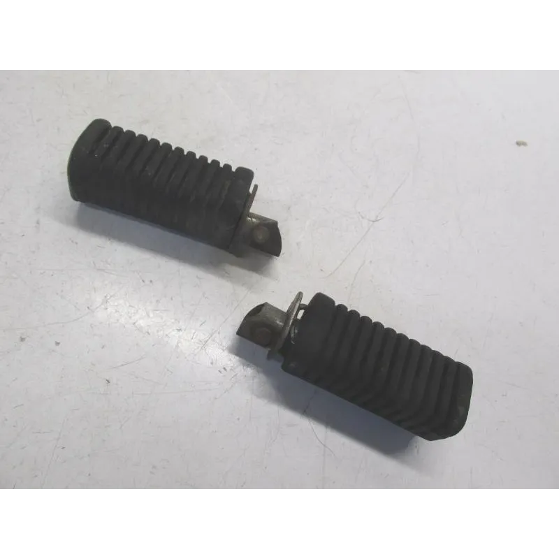 Repose pieds arriere KYMCO SECTOR 125 2000-2004