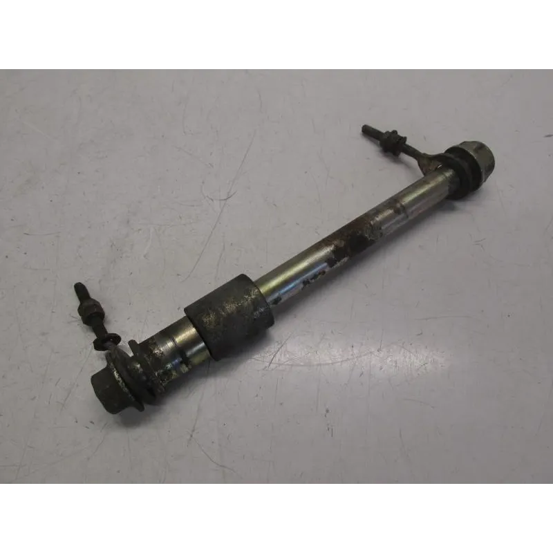 Axe de roue arriere KYMCO SECTOR 125 2000-2004