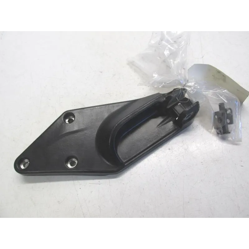 Platine arriere gauche GILERA GP 800 2009 CENTENAIRE