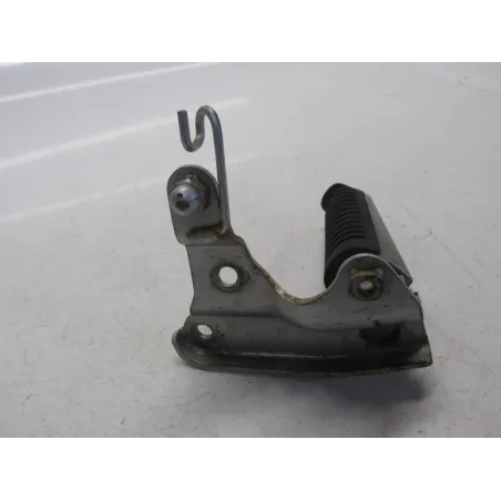Platine et repose pieds arriere gauche YAMAHA XP 500 2004-2007 TMAX