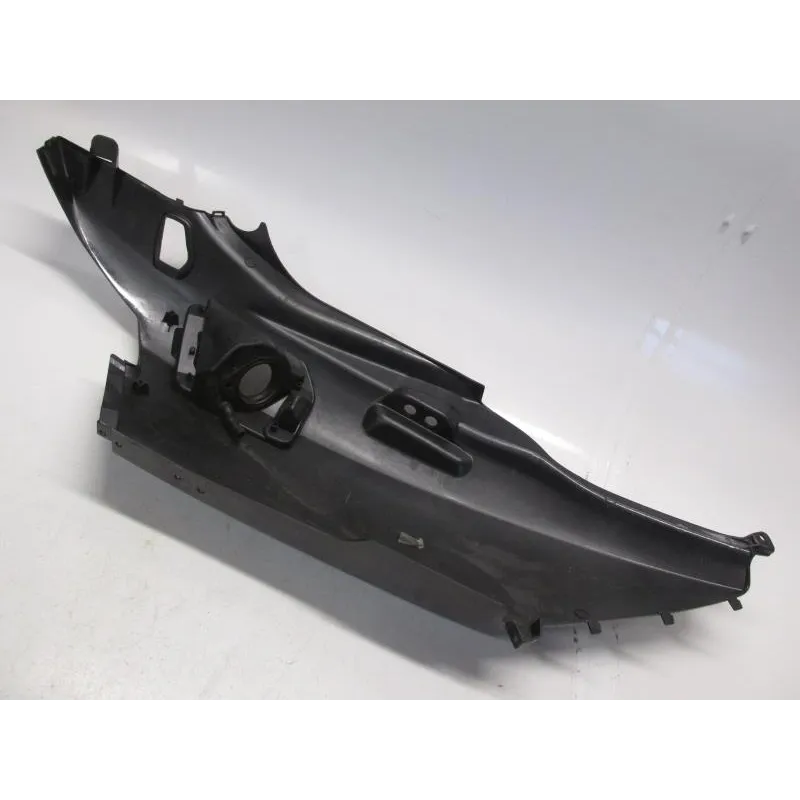 Cache carenage coque arriere gauche SUZUKI AN 650 2006-2010 BURGMAN