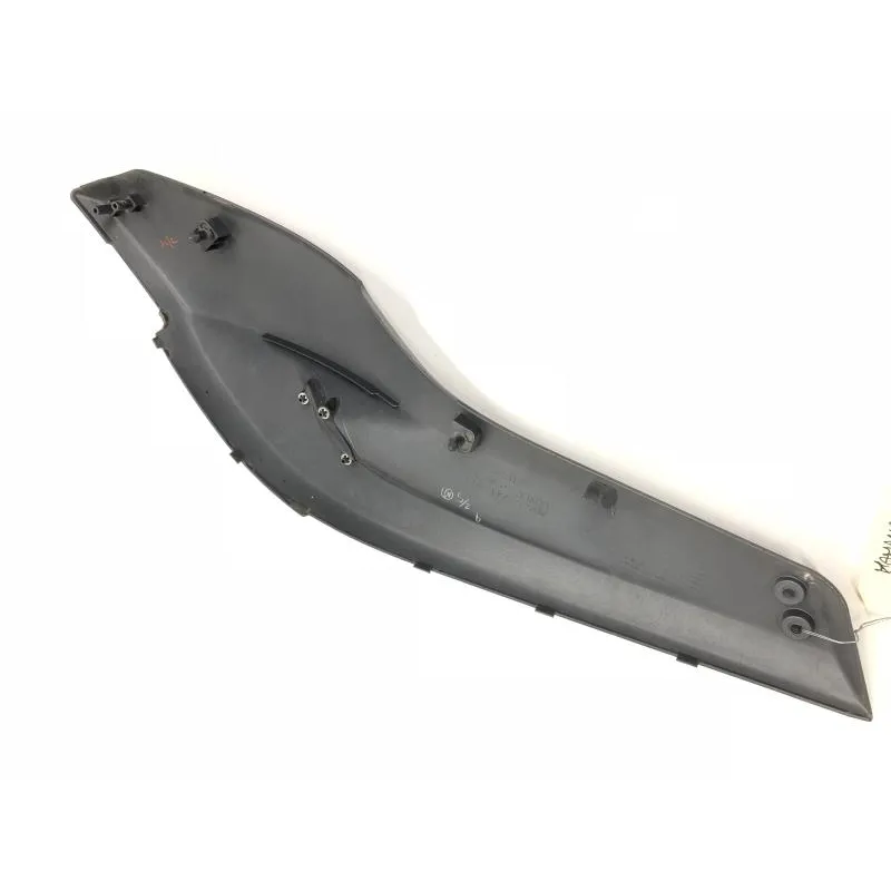 Cache lateral droit YAMAHA XP 500 2008-2011 TMAX
