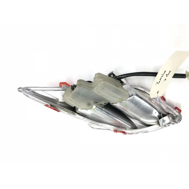 Bloc feu + clignotant ar droit YAMAHA YPR 125 2010-2013 XMAX