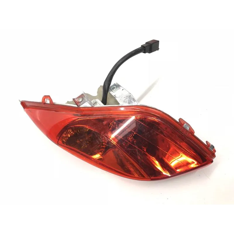 Bloc feu + clignotant ar gauche YAMAHA YPR 125 2010-2013 XMAX