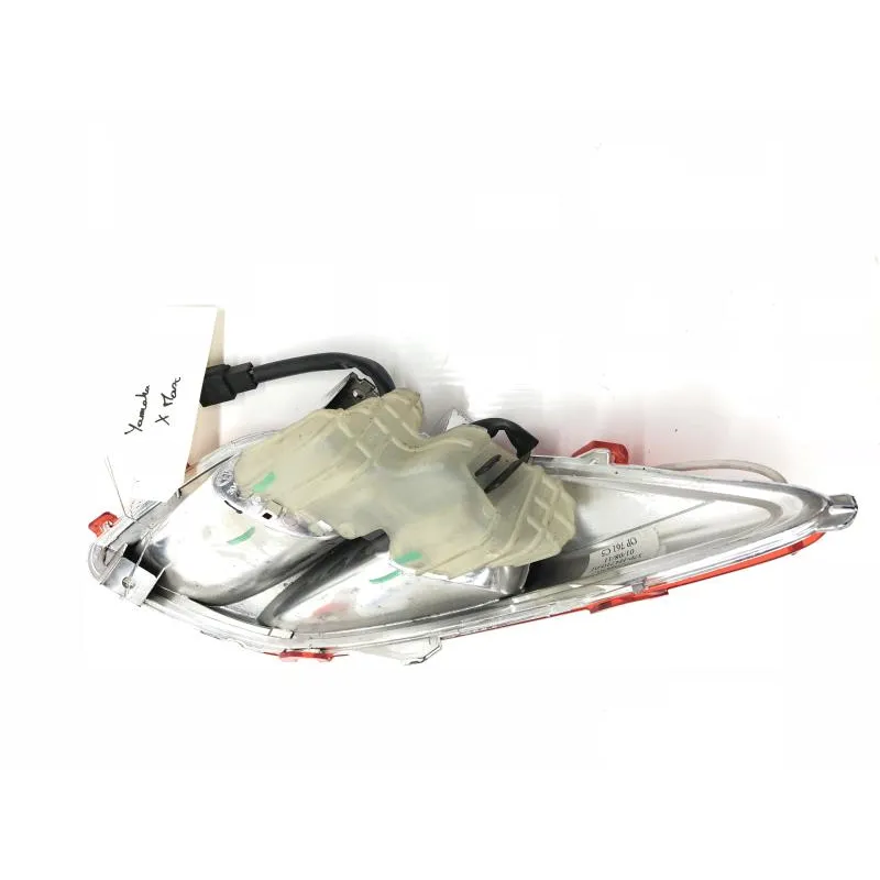 Bloc feu + clignotant ar gauche YAMAHA YPR 250 2010-2013 XMAX
