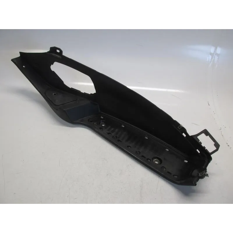 Plancher marche pied droit PIAGGIO MP3 125 2006-2008