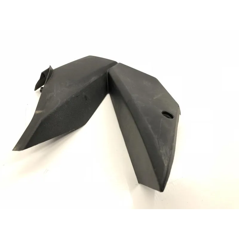 Cache lateral droit KAWASAKI ER6 650 2009-2011 F