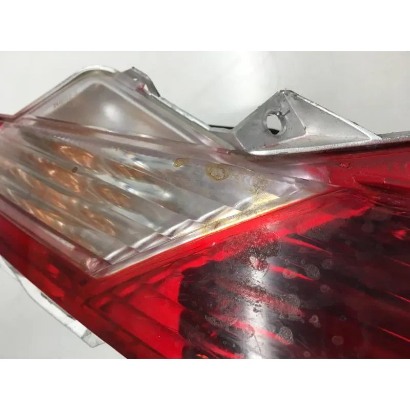 Feu arriere gauche HONDA FES 125 2003-2006 PANTHEON
