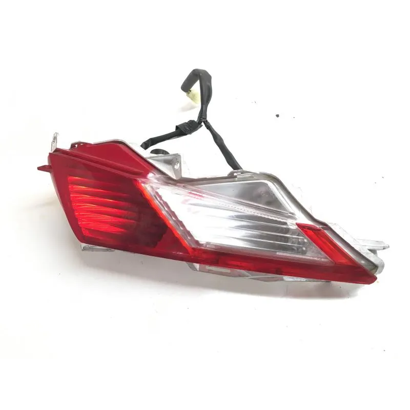 Feu arriere droit HONDA FES 125 2003-2006 PANTHEON