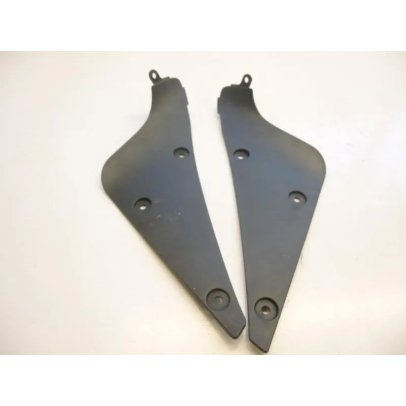 Cache interieur carenage TRIUMPH DAYTONA 675 2009-2012