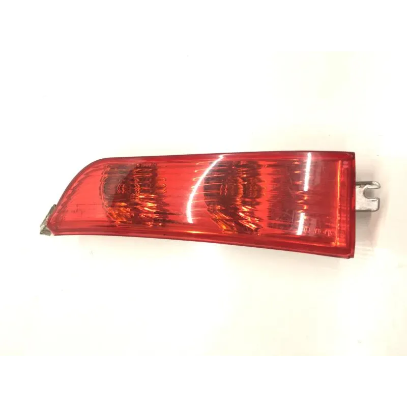 Clignotant arriere droit PIAGGIO X8 125 2004-2007