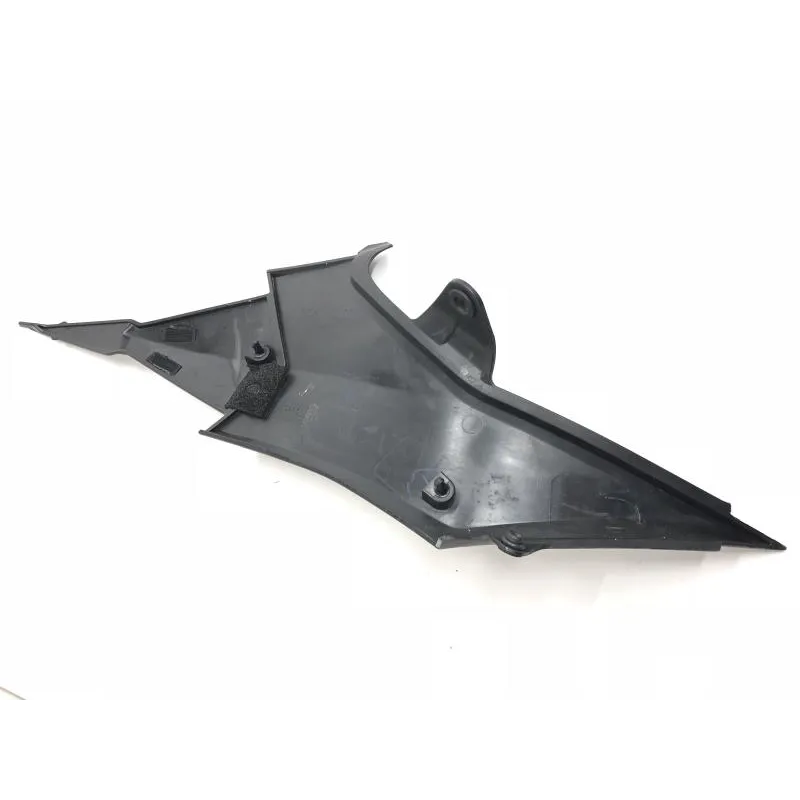 Cache carenage sous selle droit KAWASAKI Z 800 2013-2016