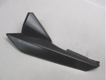 Cache carenage sous selle gauche SUZUKI GSF 650 2007-2008 BANDIT
