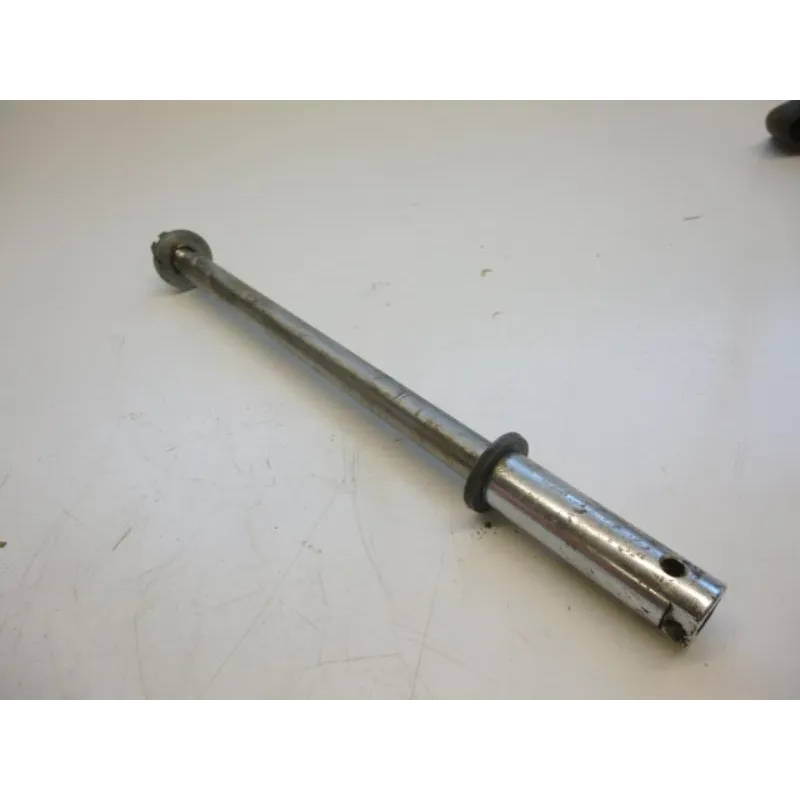 Axe de roue arriere YAMAHA XV 750 1995-1996 VIRAGO