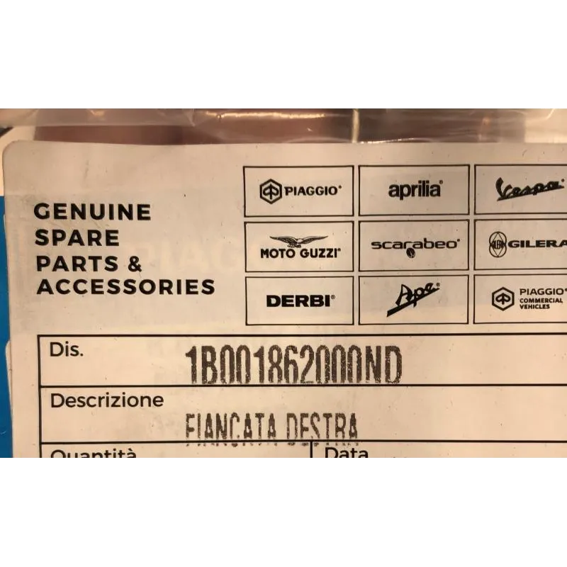 Cache carenage coque arriere droit HONDA MEDLEY 125 2016-2019
