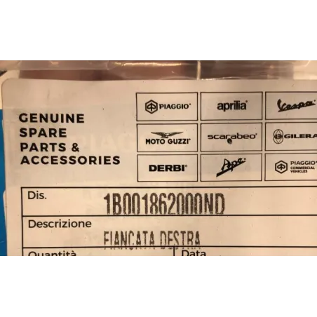 Cache carenage coque arriere droit HONDA MEDLEY 125 2016-2019