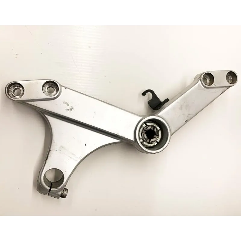 Support moteur gauche SUZUKI DL 1000 2002-2006 VSTROM
