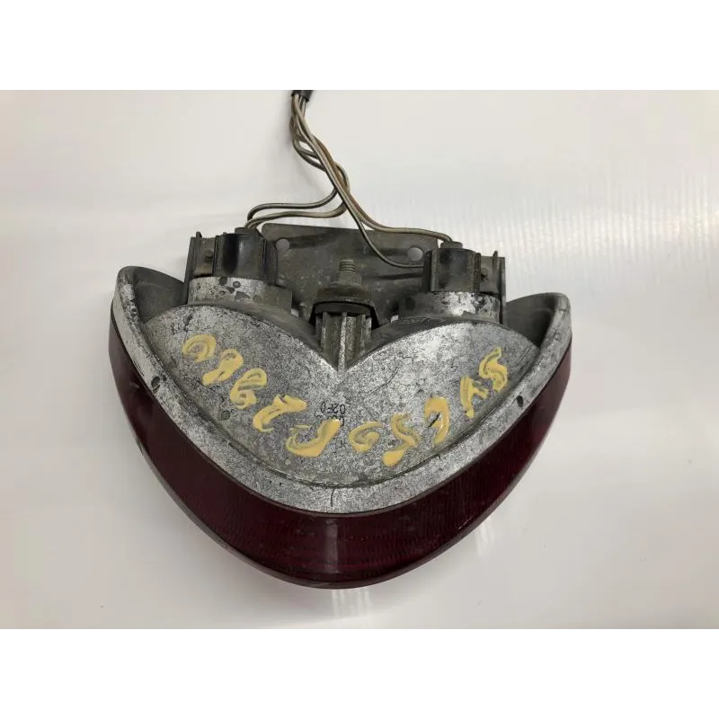 Feu arriere SUZUKI SV 650 1999-2002