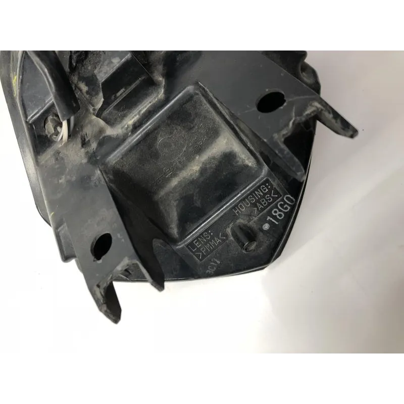 Feu arriere SUZUKI GSXR 1000 2003-2004