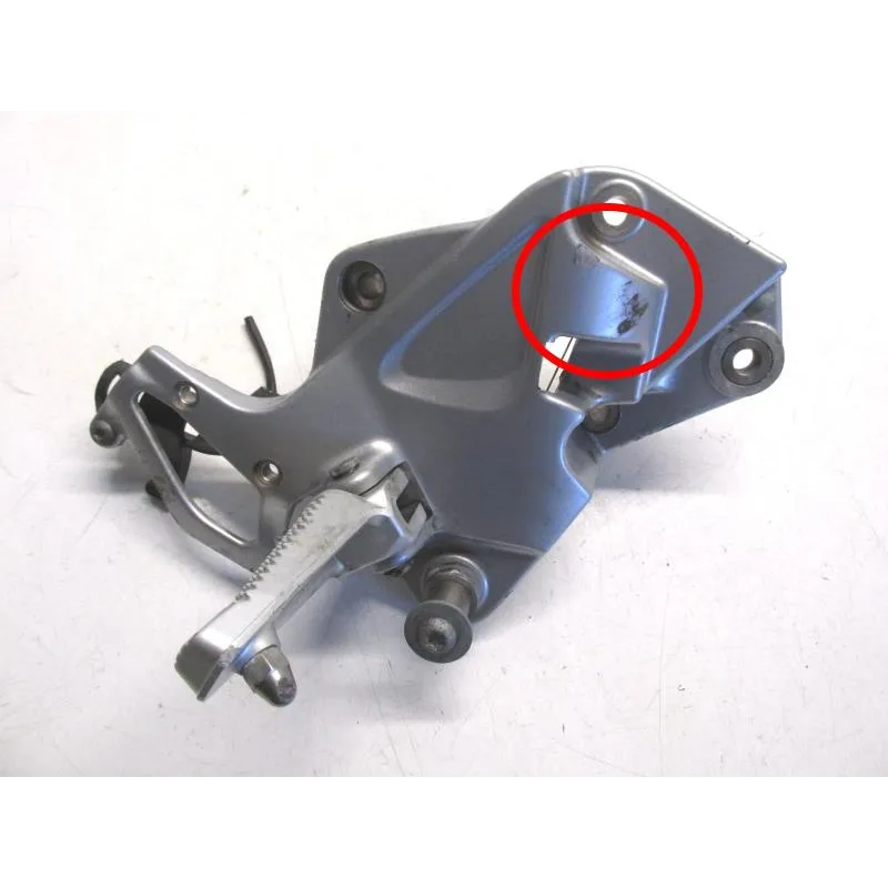 Platine avant droite BMW F 800 R 2009-2014