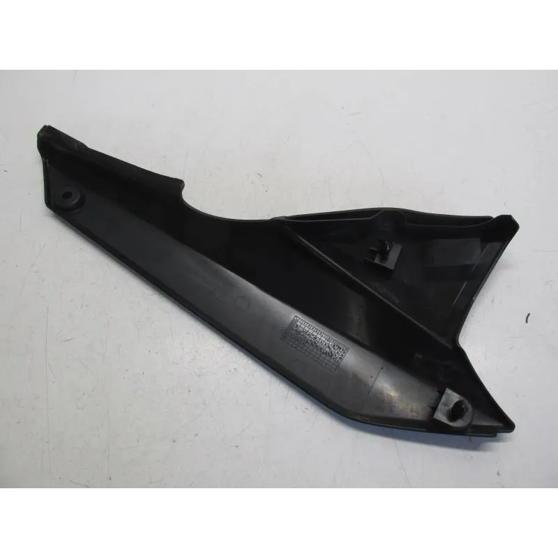 Cache carenage sous selle gauche SUZUKI GSF 650 2007-2008 BANDIT