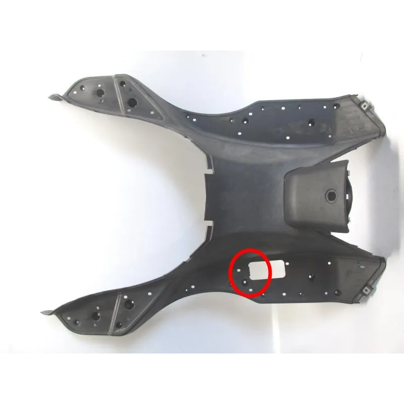 Cache carenage centrale marche pieds plancher APRILIA ATLANTIC 125 2006-2012