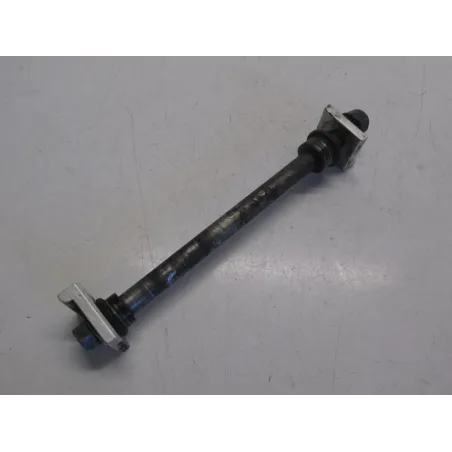 Axe de roue arriere YAMAHA YZF 125 R 2008-2013