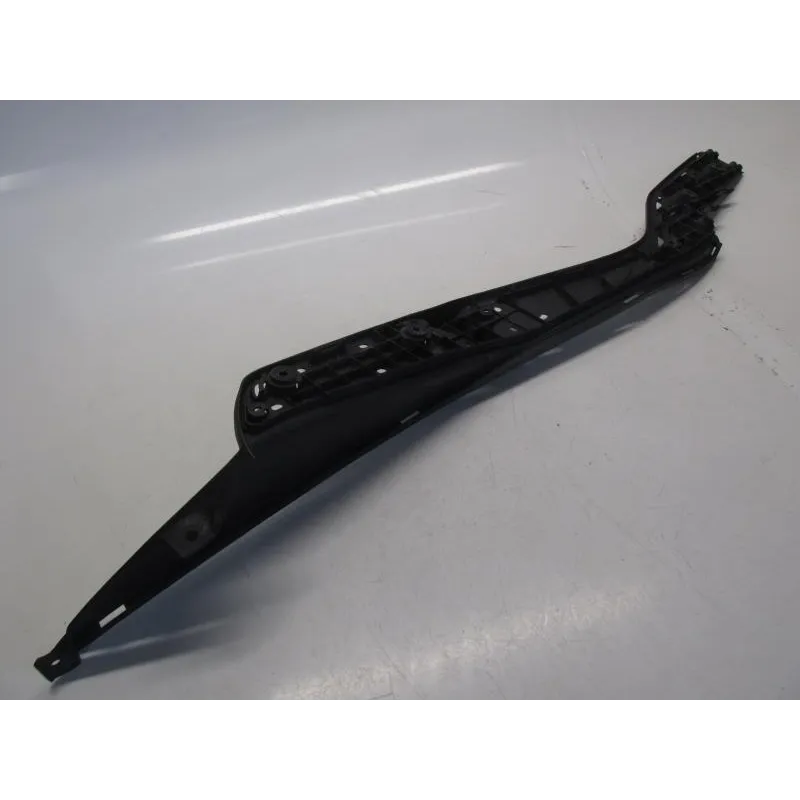 Plancher marche pied droit SUZUKI AN 400 2003-2006 BURGMAN