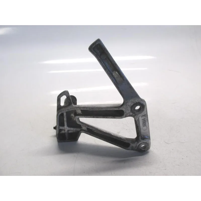 Platine et repose pieds arriere gauche YAMAHA FZS 600 2002-2003 FAZER