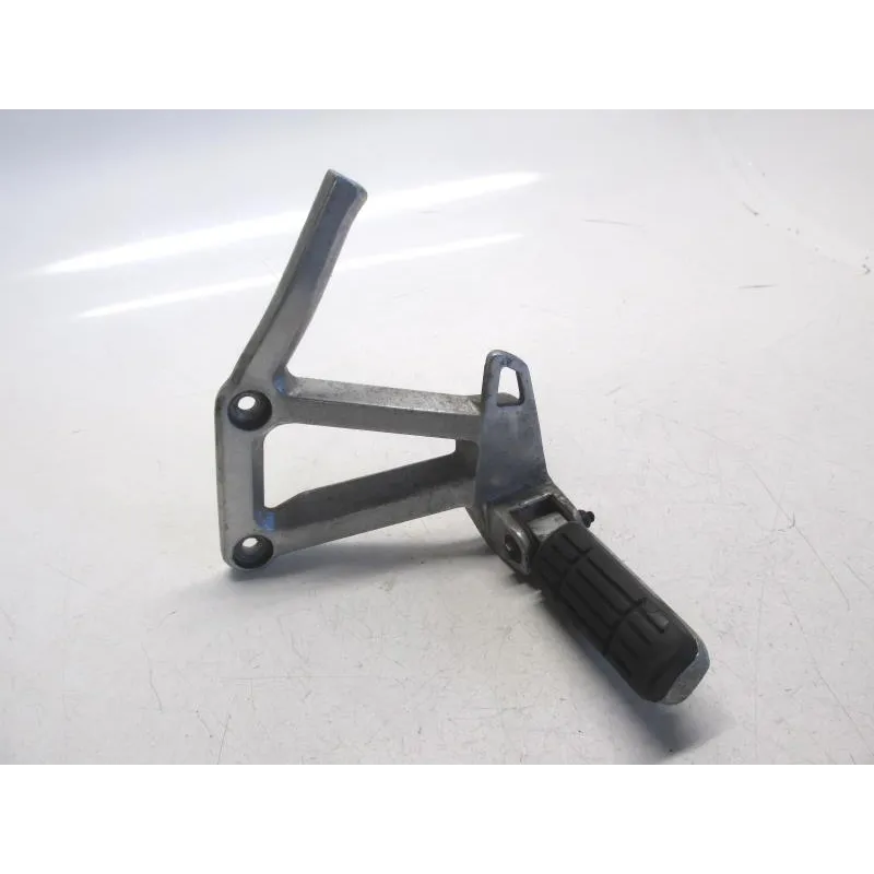 Platine et repose pieds arriere gauche YAMAHA FZS 600 2002-2003 FAZER