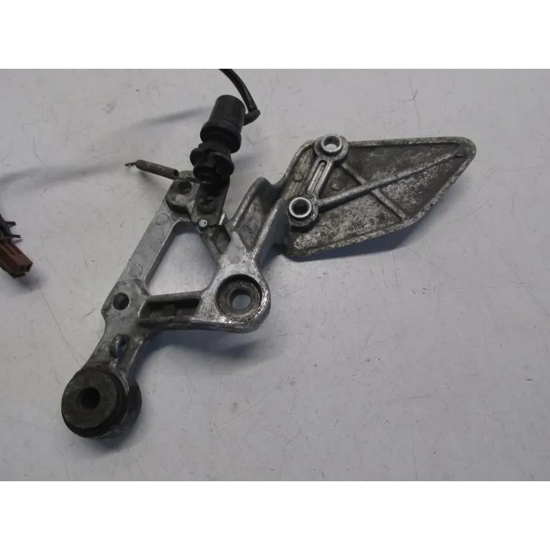 Platine avant droite YAMAHA FZS 600 2002-2003 FAZER