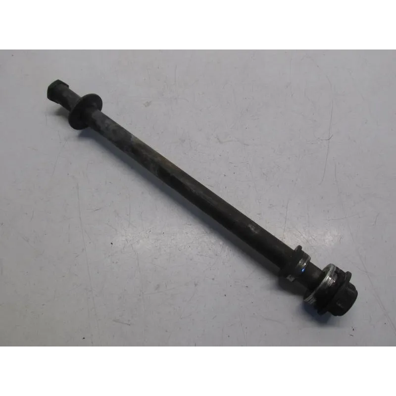 Axe de roue arriere YAMAHA FZS 600 2002-2003 FAZER