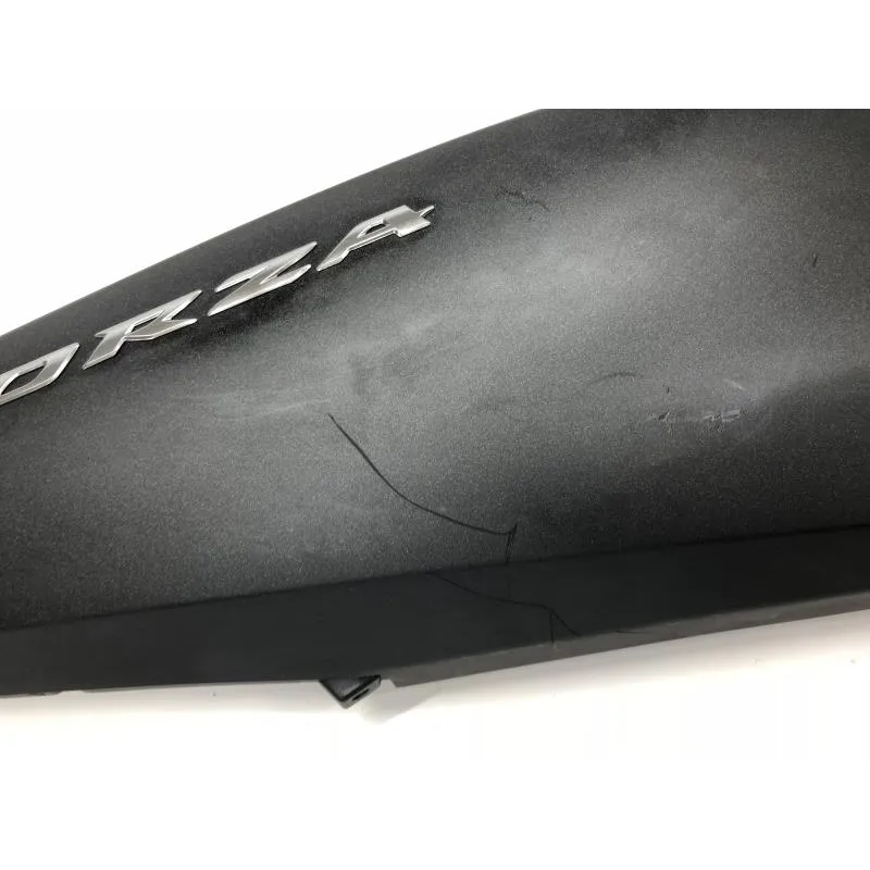 Cache carenage coque arriere droit HONDA NSS 125 2015-2017 FORZA