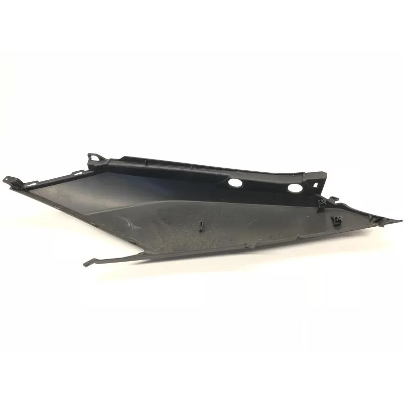 Cache carenage coque arriere droit HONDA NSS 125 2015-2017 FORZA