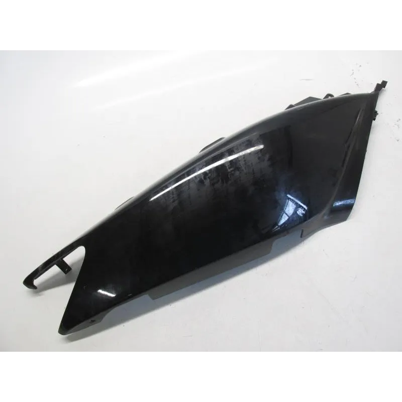 Cache carenage coque arriere droit YAMAHA XP 500 2001-2003 TMAX
