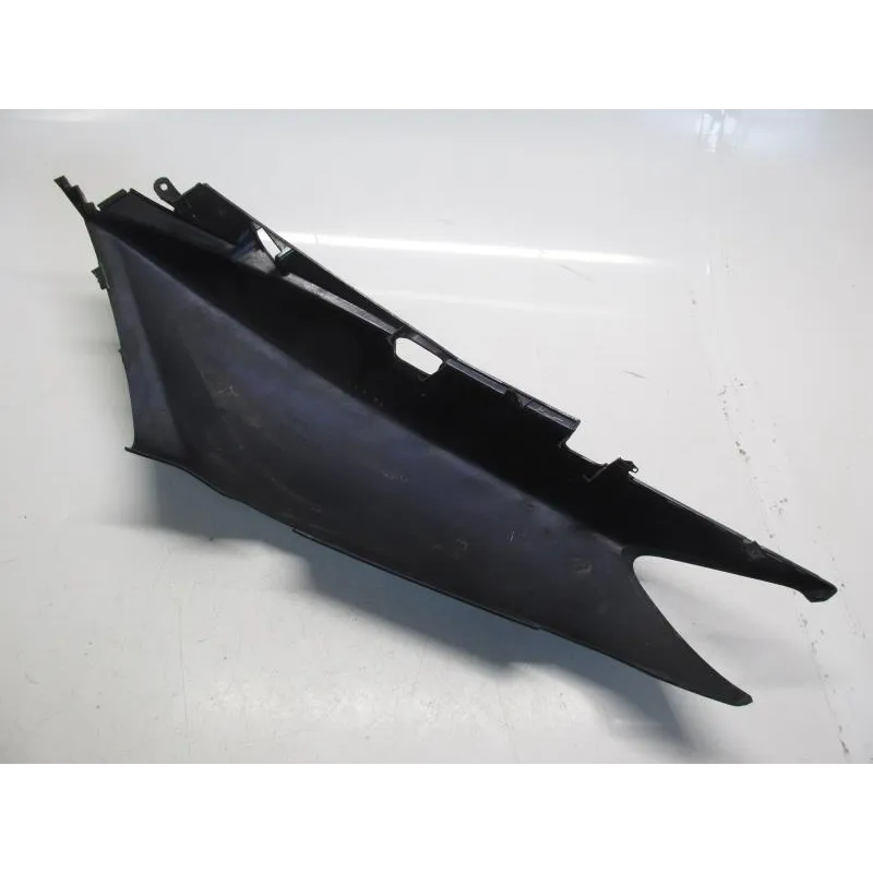 Cache carenage coque arriere droit YAMAHA XP 500 2001-2003 TMAX