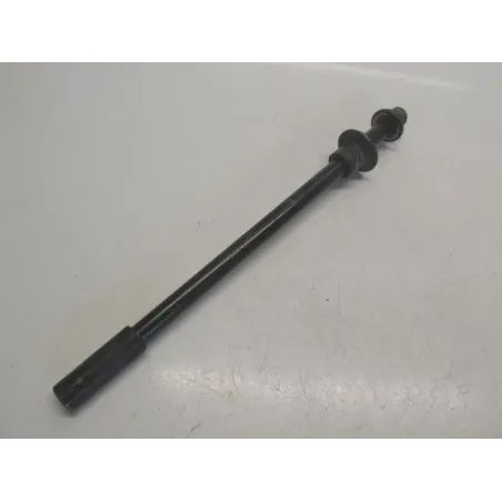 Axe de roue arriere YAMAHA XP 500 2001-2003 TMAX