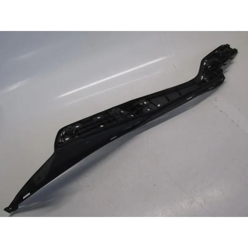 Plancher marche pied droit SUZUKI AN 400 2003-2006 BURGMAN