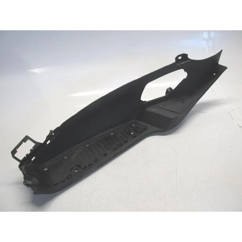 Plancher marche pied gauche PIAGGIO MP3 250 2008-2009 LT
