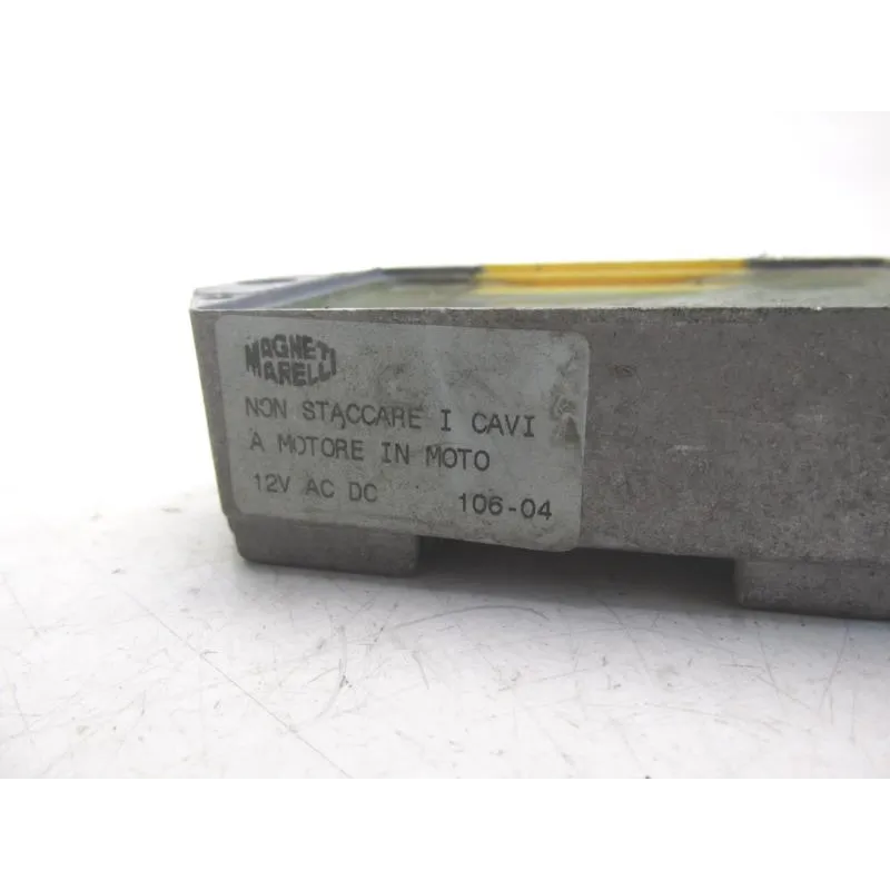 Regulateur charge batterie PIAGGIO VESPA 50 1997-2005 ET2