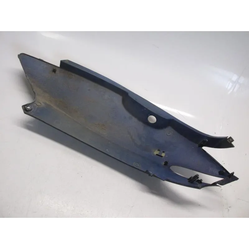 Cache carenage coque arriere droit KYMCO GRAND DINK 125 2001-2002