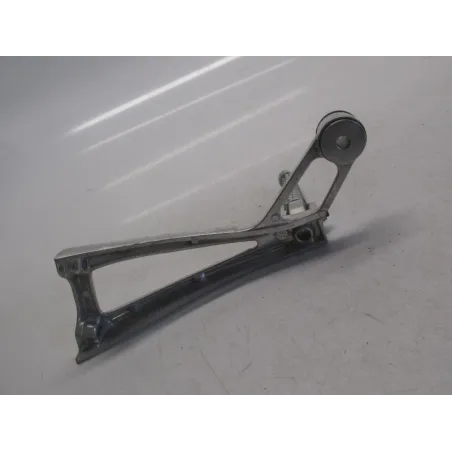 Platine et repose pieds arriere droit YAMAHA YZF 600 2003-2004 R6