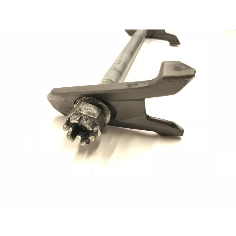 Axe de roue arriere KAWASAKI Z 800 2013-2016