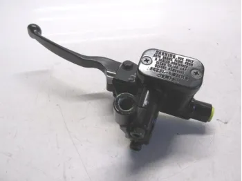 Maitre cylindre frein arriere YAMAHA GPD 125 2015-2016 NMAX