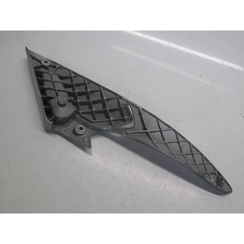 Platine et repose pieds arriere gauche GILERA NEXUS 500 2006-2008